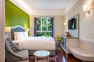 Postel nebo postele na pokoji v ubytování Mercure Tbilisi Old Town