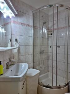 Ένα μπάνιο στο Heart of Omis - Green