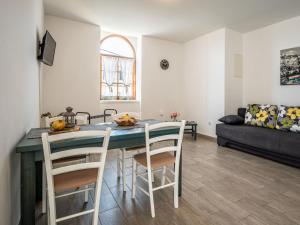 Posezení v ubytování Apartment Val-4 by Interhome