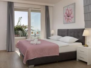 Postel nebo postele na pokoji v ubytování Villa Luka by Interhome