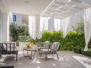 Posezení v ubytování Villa Luka by Interhome