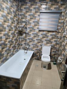 Fotografie z fotogalerie ubytování See Good Guest House Enimarire v destinaci Sangotedo