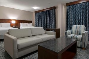 Posedenie v ubytovaní DoubleTree by Hilton - Kamloops