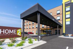 a building with a home suites by infinity at Home2 Suites Lexington Keeneland Airport, Ky in Lexington