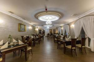 Foto da galeria de Hotel Kiston em Suleczyno