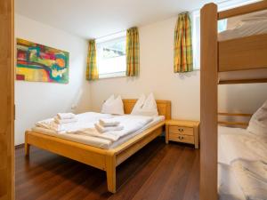 Ένα ή περισσότερα κρεβάτια σε δωμάτιο στο Apartment Christine EG by Interhome +15 φωτογραφίες