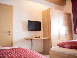 Ένα ή περισσότερα κρεβάτια σε δωμάτιο στο Apartment Bella Monte-1 by Interhome