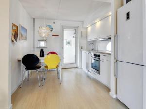 Kuchyň nebo kuchyňský kout v ubytování Apartment Ilka - 2-3km from the sea by Interhome