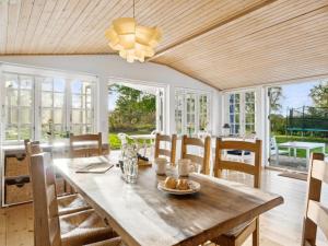 Zahrada ubytování Holiday Home Rami - 2km from the sea by Interhome