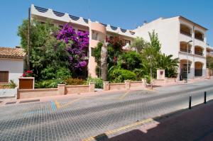 Foto de la galería de Apartamentos Estanques en Colonia de Sant Jordi