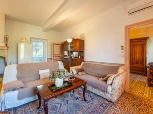 Χώρος καθιστικού στο Holiday Home La Pinède by Interhome