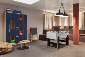 Posezení v ubytování Courtyard by Marriott Basel