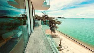Fotografie z fotogalerie ubytování 2 Bedroom Beachfront Aqua Apartment SDV374 By Samui Dream Villas v destinaci Ko Samui
