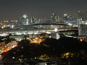 Bang OにあるHigh rise view-150 meters from MRT 高层景观 地铁出口步行3分钟即到のギャラリーの写真