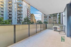En balkon eller terrasse på Hurstville Pearl 2 Bedroom Apt