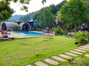 Bazén v ubytování Green Homestay nebo v jeho okolí
