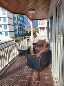 Balkón nebo terasa v ubytování Grand Beach Condo A207
