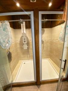 Koupelna v ubytování Maison de campagne à Camps-sur-l'Agly avec vue sur lac + 29 fotografií