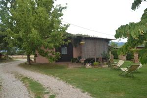 Vonkajšia záhrada v ubytovaní Cortona Gabolina e Turata Holiday Home