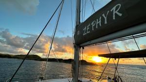 格蘭德凱斯的住宿－Zephyr Catamaran, your private cruise，相簿中的一張相片
