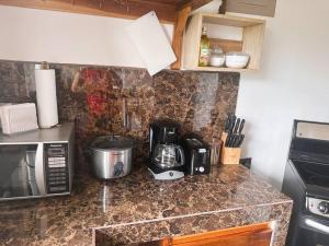 Kuchyň nebo kuchyňský kout v ubytování 2nd floor A/C, Wifi, Fully equipped apartment + 9 fotografií
