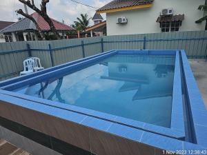 Hồ bơi trong/gần MRI Residence - Homestay in Sg Buloh with Swimming Pool - No Pork&Alcohol Allowed