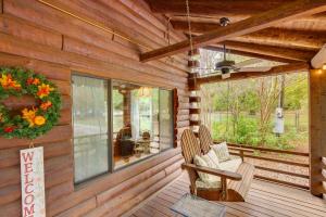 Gallery image of 1 Mi to Lake Log Cabin Retreat with Fire Pit in Log Cabin