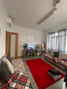 Μια τηλεόραση ή/και κέντρο ψυχαγωγίας στο Valencia Aparthotel COSMO