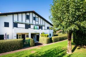 Loue Duplex De 80 M2 Vue Sur Mer外面的花园