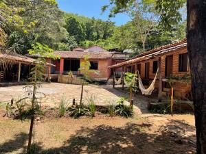Κήπος έξω από το Chalés Beira Rio - Parque da Carioca - Centro Histórico