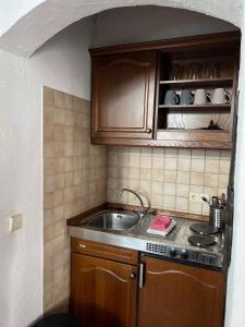 Η κουζίνα ή μικρή κουζίνα στο Apartmenthaus Eurenerstrasse 179 +91 φωτογραφίες