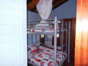 Postel nebo postele na pokoji v ubytování maison située dans un petit village de pecheur