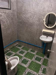 Koupelna v ubytování Beer's House Bungalows เบียร์เฮ้าส์บังกะโล