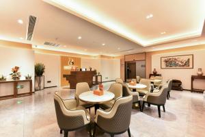 Гостиная зона в Yunga Yee Tsui Apartments云嘉倚翠公寓