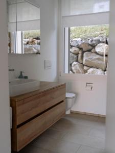 Un baño de Chez-Marie Vue fantastique entre lac et montagne