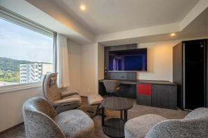 SAKURA PORT HOTEL的休息区