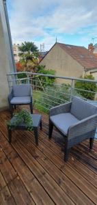 Μπαλκόνι ή βεράντα στο Charmant T2 avec grande terrasse quartier Jardin Massey