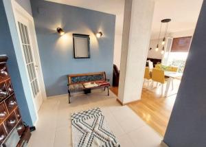 Ein Sitzbereich in der Unterkunft Beautiful Apartment, Close to Beach