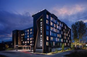 Budynek, w którym mieści się hotel