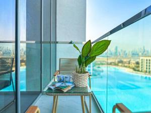 Fotografie z fotogalerie ubytování HiGuests - Magnificent Apartment with Stunning Lagoon Views v Dubaji