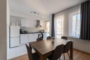 Kuchyň nebo kuchyňský kout v ubytování Prince Apartments