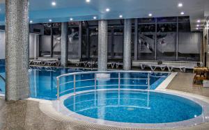 Bazén v ubytování MPM Hotel Guinness nebo v jeho okolí