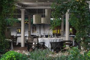 A garden outside MarePineta Resort