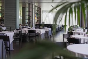 A restaurant or other place to eat at MarePineta Resort