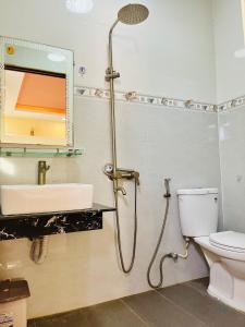 Koupelna v ubytování Ngoc Tran Hotel