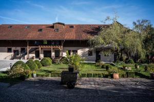 Zahrada ubytování Hôtel du DOMAINE SAINT LOUP