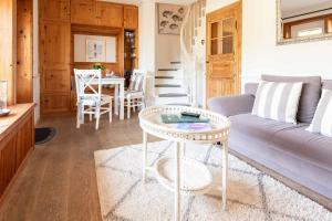 Χώρος καθιστικού στο Hideaway