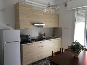 Nhà bếp/bếp nhỏ tại Appartamento Torre Pedrera