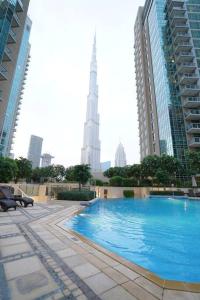 Bazén v ubytování Elite Royal Apartment - Full Burj Khalifa & Fountain View - 2 Bedrooms + 1 Open Bedroom Without Partition - Magnate nebo v jeho okolí