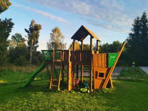 Herní místnost nebo prostor pro děti v ubytování Apartmány Pěkná 10